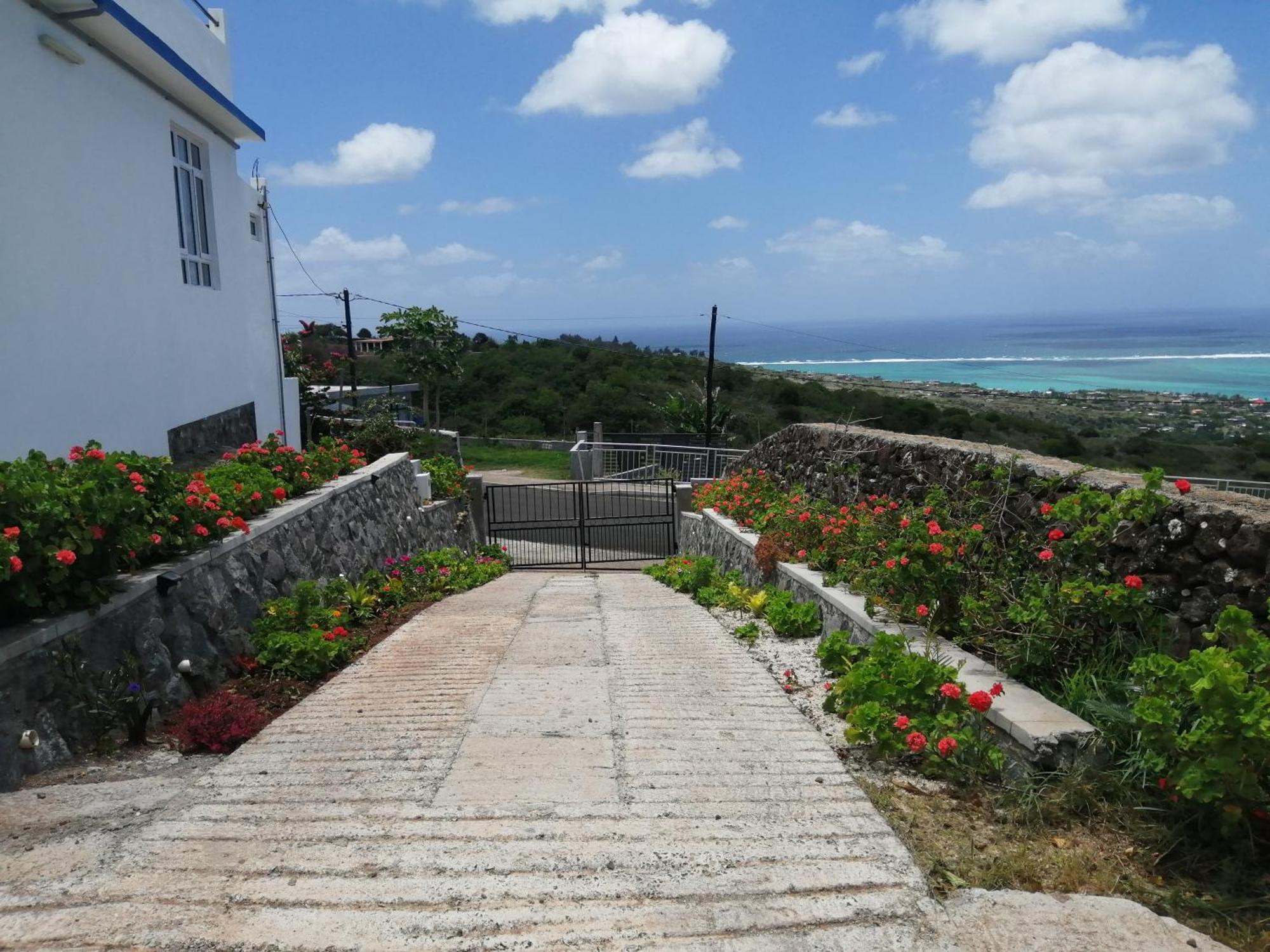 Villa O Bercail Du Sud-Hibiscus Chez Jeannette Saint Gabriel Exterior foto